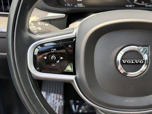 Used 2021 Volvo XC60 T5 Inscription AWD/4WD image 17