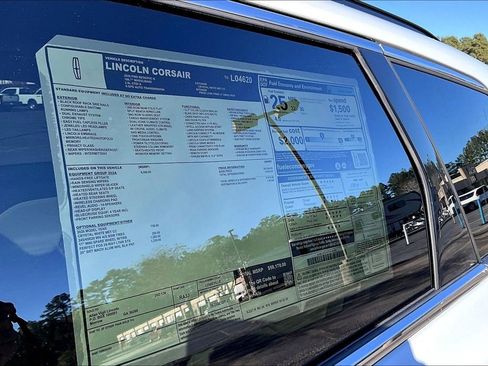 New 2026 Lincoln Corsair Reserve image 14