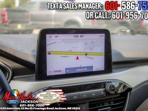 Certified 2022 Ford Escape SE w/ SE Sport Appearance Package AWD/4WD image 13