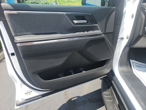 New 2026 GMC Sierra EV Elevation image 16