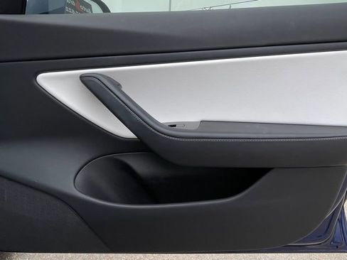 Used 2018 Tesla Model 3 Long Range image 36