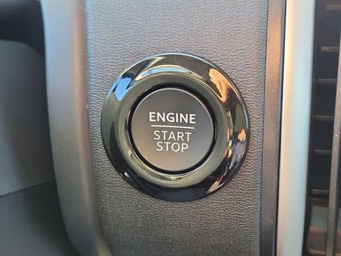 Certified 2025 Ford Expedition Active AWD/4WD image 12
