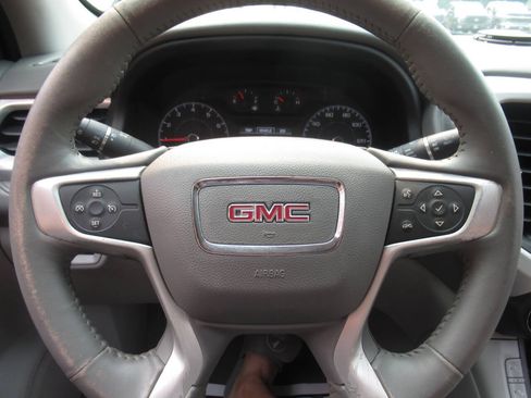 Used 2017 GMC Acadia SLE AWD/4WD image 27