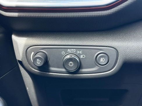 Certified 2022 Chevrolet TrailBlazer RS FWD image 25