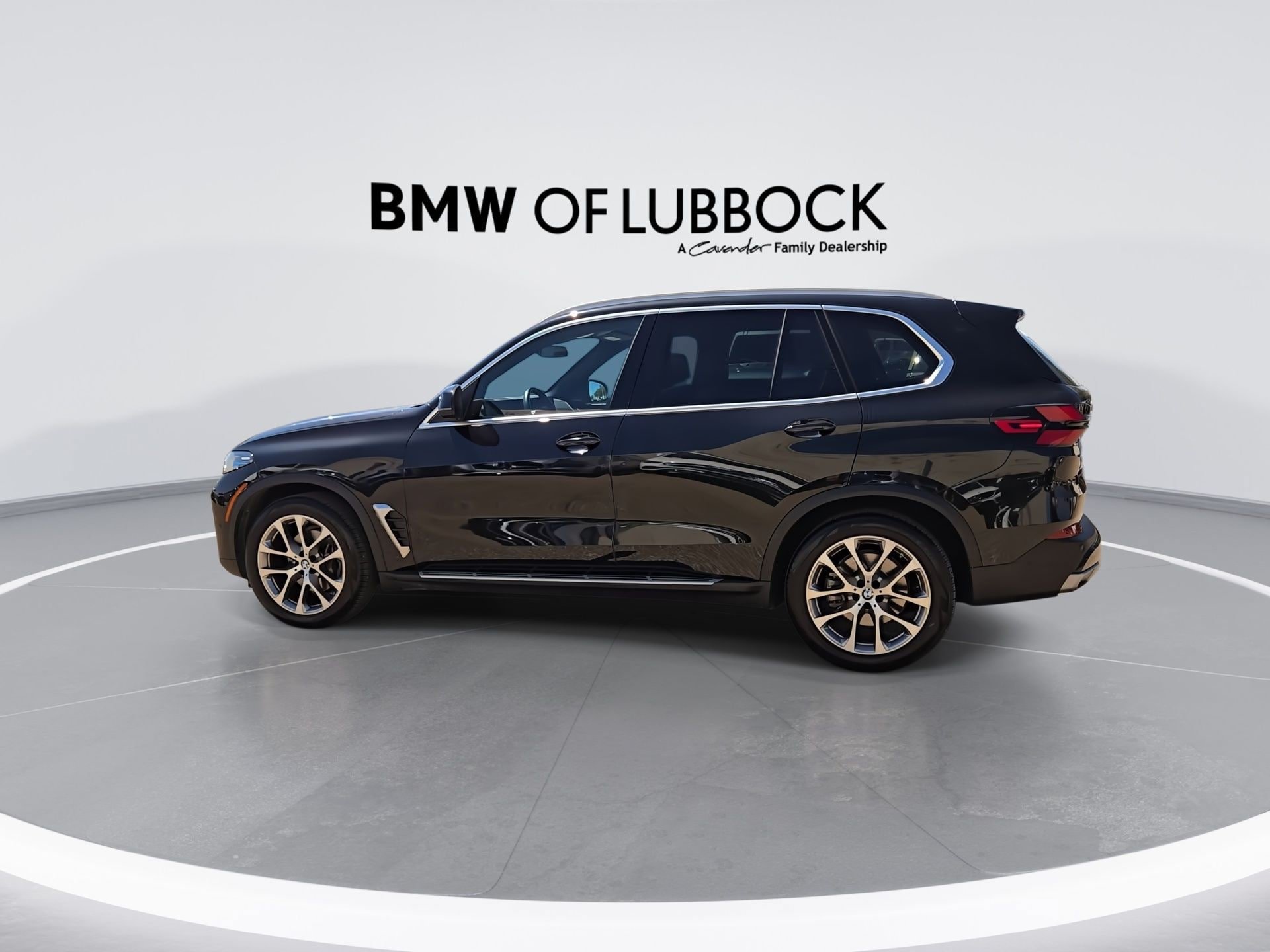Used 2025 BMW X5 xDrive40i AWD/4WD image 6