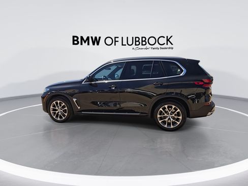 Used 2025 BMW X5 xDrive40i AWD/4WD image 6