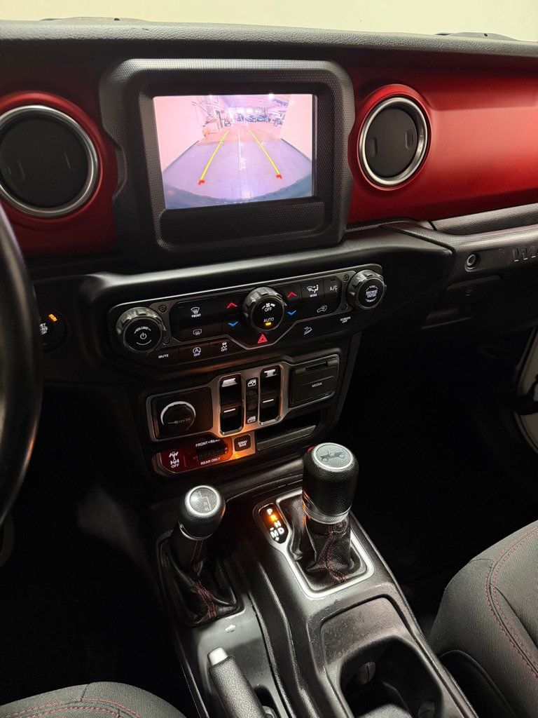 Used 2020 Jeep Wrangler Unlimited Rubicon AWD/4WD image 13