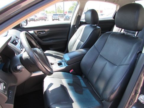 Used 2013 Nissan Altima 2.5 SL w/ Technology Pkg FWD image 12
