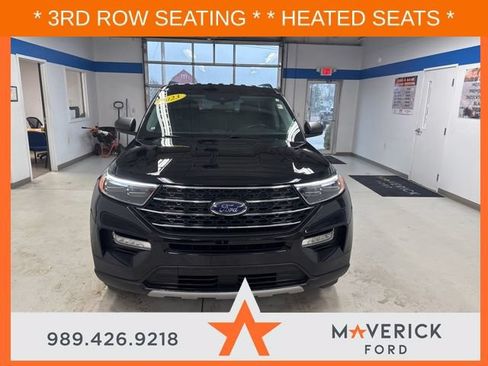 Used 2023 Ford Explorer XLT w/ Equipment Group 202A AWD/4WD image 2