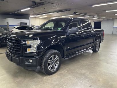 Used 2016 Ford F150 XLT w/ Equipment Group 301A Mid