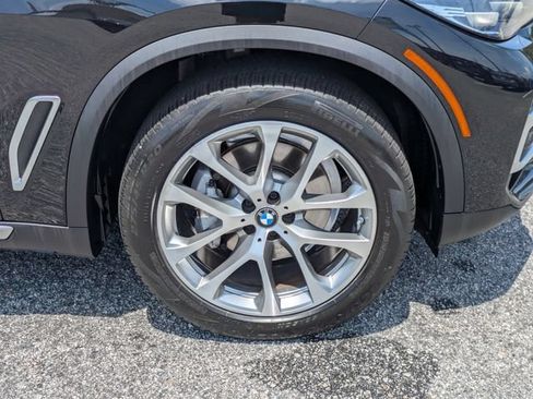 Used 2023 BMW X5 xDrive40i w/ Premium Package AWD/4WD image 11