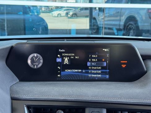 Used 2021 Lexus UX 250h 250h Base w/ Premium Package image 23