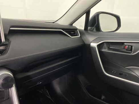 Certified 2023 Toyota RAV4 LE image 21