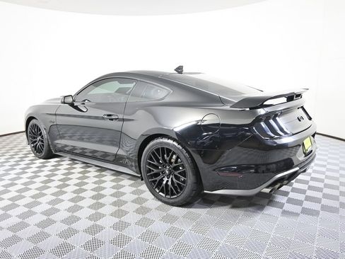 Used 2021 Ford Mustang GT Premium w/ GT Performance Package RWD image 4