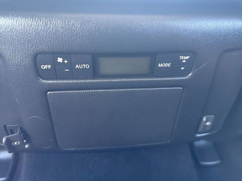 Used 2019 Nissan Armada SL w/ Premium Package AWD/4WD image 16
