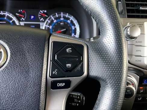 Used 2018 Toyota 4Runner Limited AWD/4WD image 25