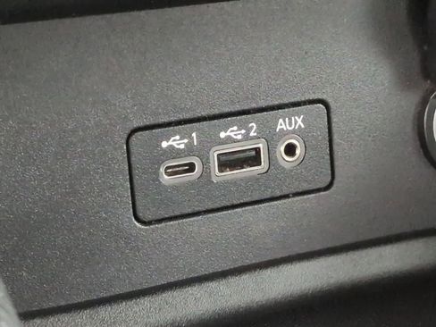 Used 2021 Nissan Sentra SV image 31