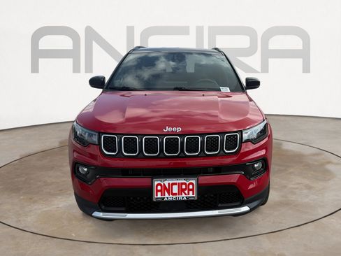 Used 2024 Jeep Compass Limited AWD/4WD image 5