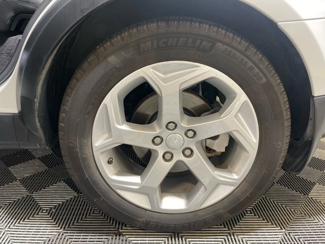 Used 2018 Land Rover Range Rover Sport HSE AWD/4WD image 28