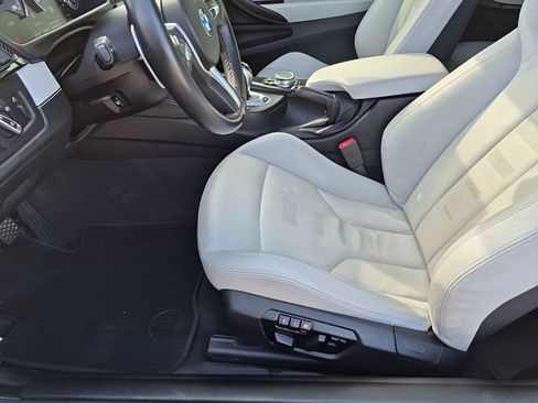 Used 2015 BMW M4 Coupe image 21