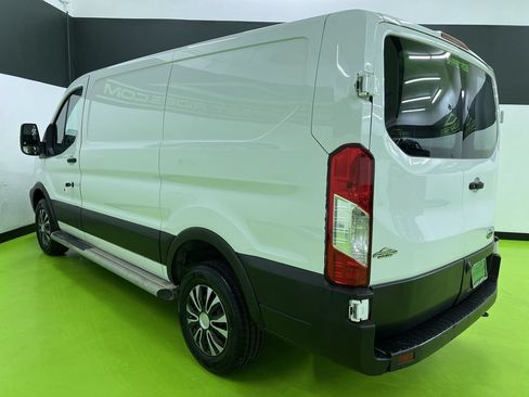 Used 2019 Ford Transit 250 130 Low Roof w/ Exterior Upgrade Package RWD image 7