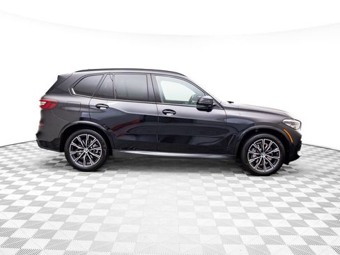Used 2023 BMW X5 xDrive40i w/ M Sport Package image 6