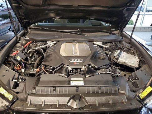 Used 2024 Audi RS 6 performance image 22