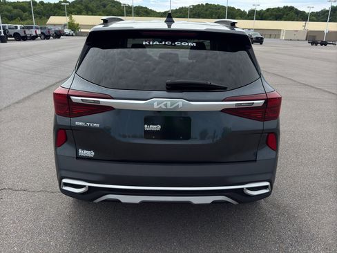 Used 2023 Kia Seltos S FWD image 4