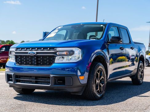 Used 2024 Ford Maverick XLT w/ XLT Luxury Package AWD/4WD image 3