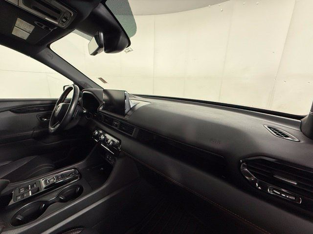 Used 2024 Honda Pilot TrailSport image 26