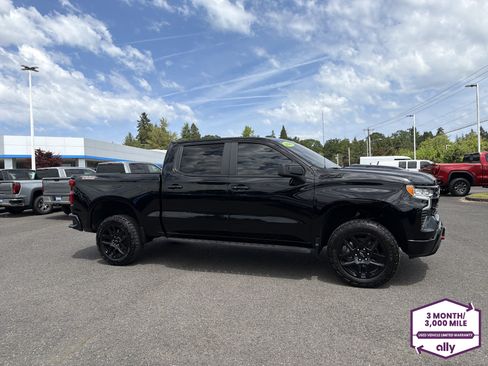 Used 2023 Chevrolet Silverado 1500 LT Trail Boss w/ Protection Package AWD/4WD image 7