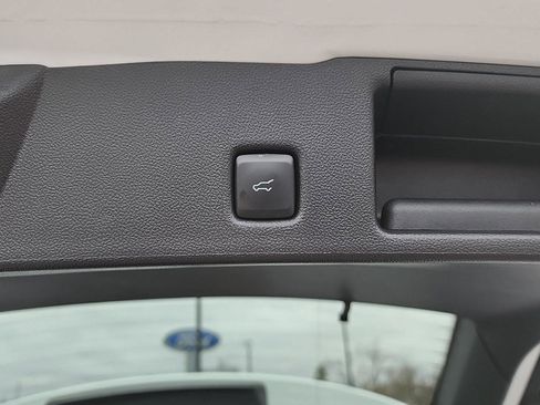 Used 2022 Ford Escape SE w/ Convenience Package image 22