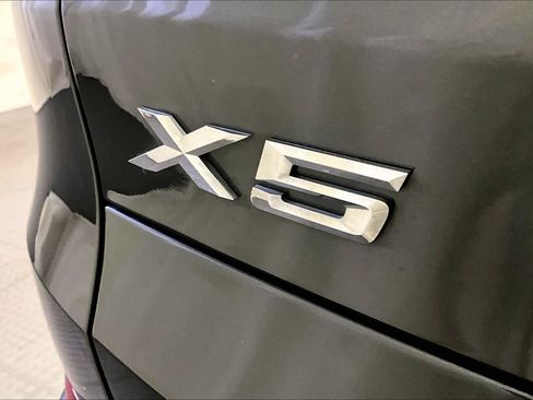Certified 2023 BMW X5 xDrive40i w/ Premium Package AWD/4WD image 9