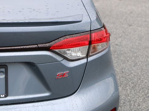 Used 2021 Toyota Corolla SE FWD image 7