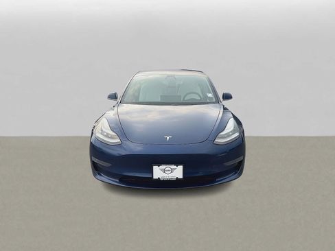 Used 2018 Tesla Model 3 Long Range AWD/4WD image 3