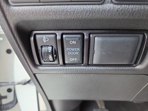 Used 2018 Nissan Armada Platinum w/ Captain Seat Package RWD image 18