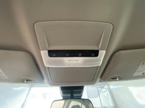 Used 2024 Nissan Altima 2.5 SR FWD image 24