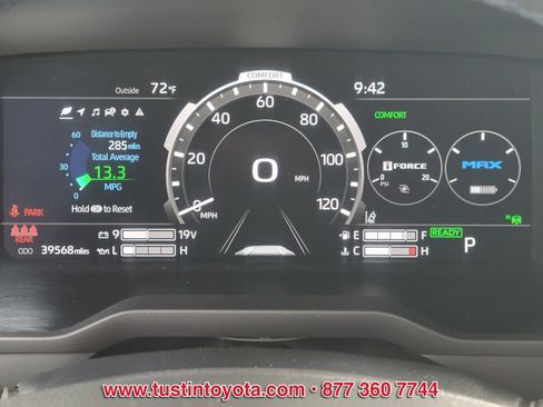 Used 2022 Toyota Tundra Platinum image 19