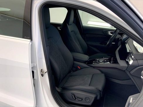 New 2025 Audi S5 Premium image 9