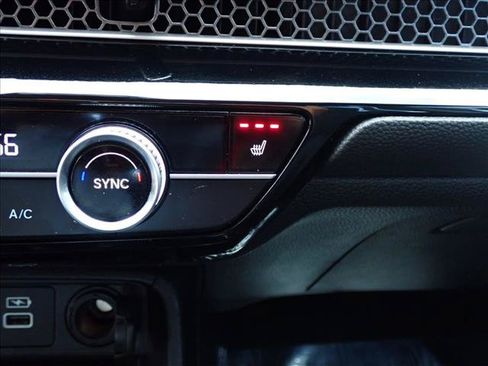 Used 2022 Honda Civic Touring image 20