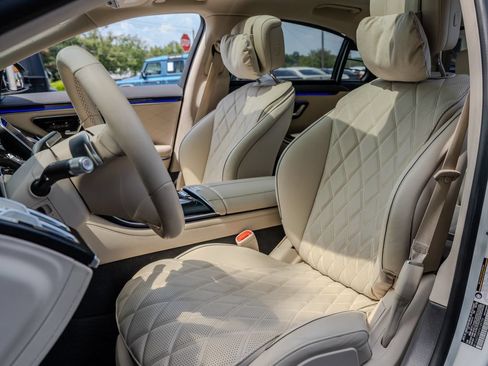 Used 2023 Mercedes-Benz S 580 4MATIC Sedan image 19