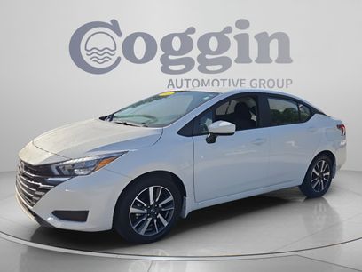 Used 2025 Nissan Versa SV w/ Trunk Package
