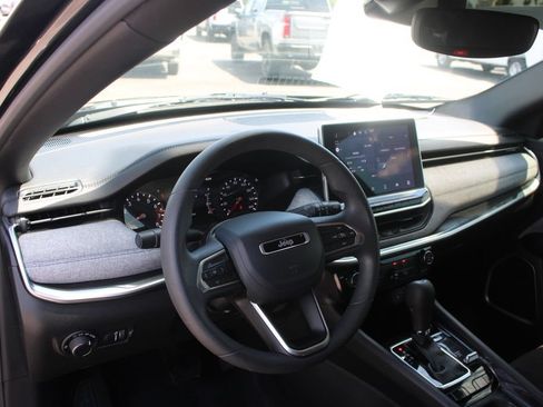Used 2024 Jeep Compass Sport AWD/4WD image 22