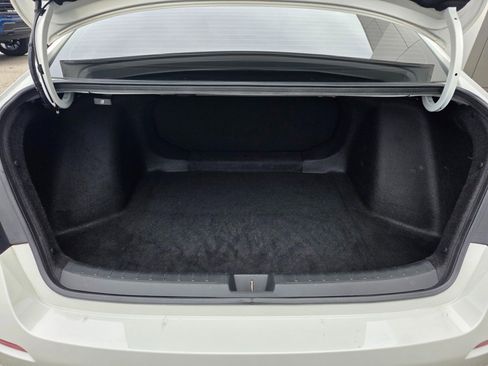 Used 2023 Honda Civic Sport image 11