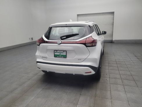 Used 2021 Nissan Kicks SV FWD image 7