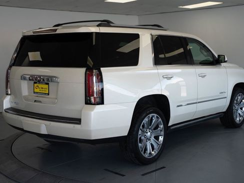 Used 2015 GMC Yukon Denali w/ Premium Package AWD/4WD image 8
