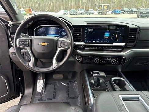 Used 2022 Chevrolet Silverado 1500 LTZ w/ LTZ Convenience Package II image 25