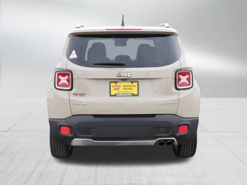 Used 2016 Jeep Renegade Limited image 6