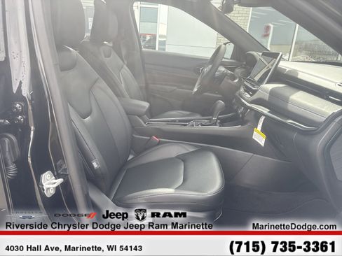 New 2026 Jeep Compass Limited w/ Sun, Sound & Navigation Group AWD/4WD image 28