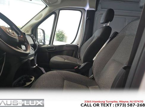 Used 2023 RAM ProMaster 2500 FWD image 4